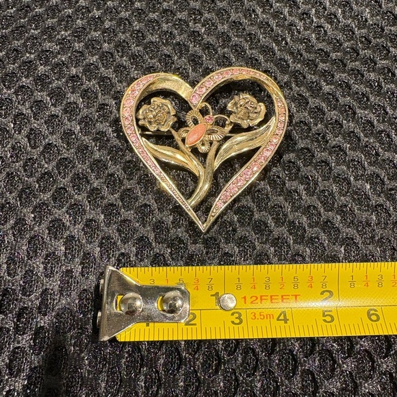 Vintage Heart Floral Brooch with Pink Rhinestones & Butterfly Accent - Picture 5 of 8